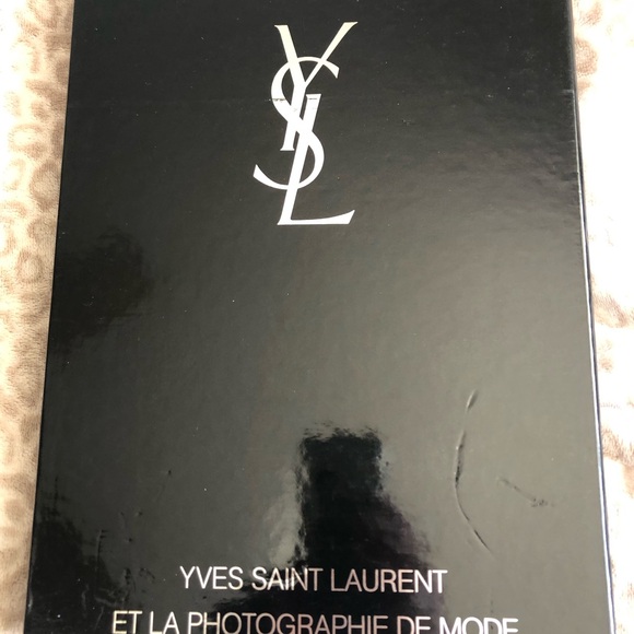 YSL ‘Yves Saint Laurent et La Photographie de Mode’ Fashion Photography Book - Picture 1 of 12